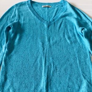 Old Navy v neck sweater